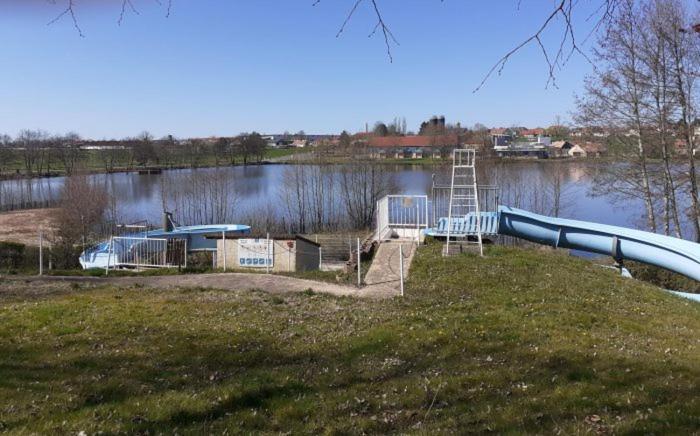 Studios Etape Du Lac Bourbon-Lancy Exteriér fotografie